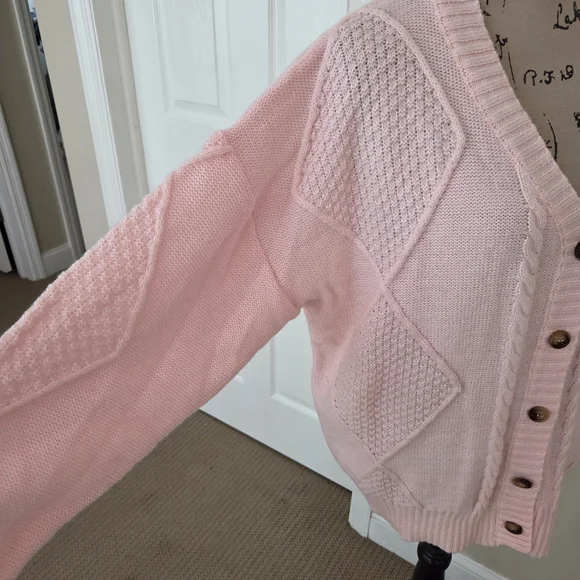 Pink V-Neck Cardigan Sweater XL - Fits Like Large - Picture 3 of 8